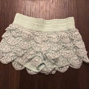 REWIND mint color elastic waistband crochet shorts